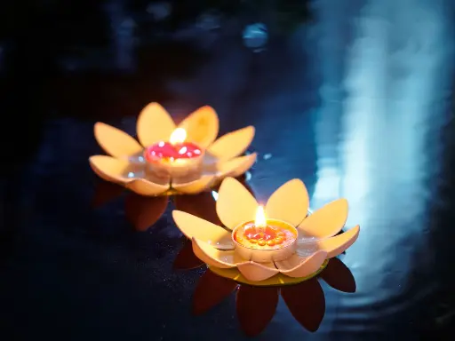 蓮花香氛浮水蠟燭